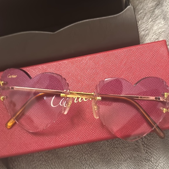 Gorgeous Cartier Heart sunglasses! - Picture 4 of 6